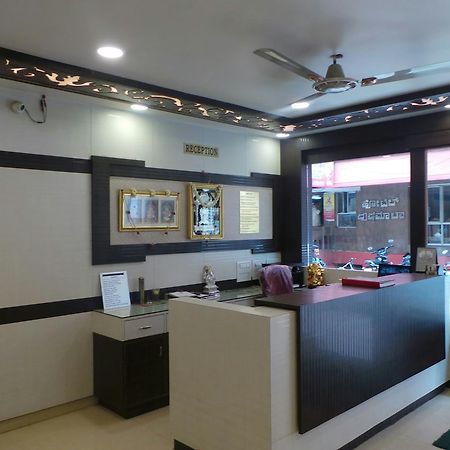 Manjusri Paradise Otel Bangalore Dış mekan fotoğraf