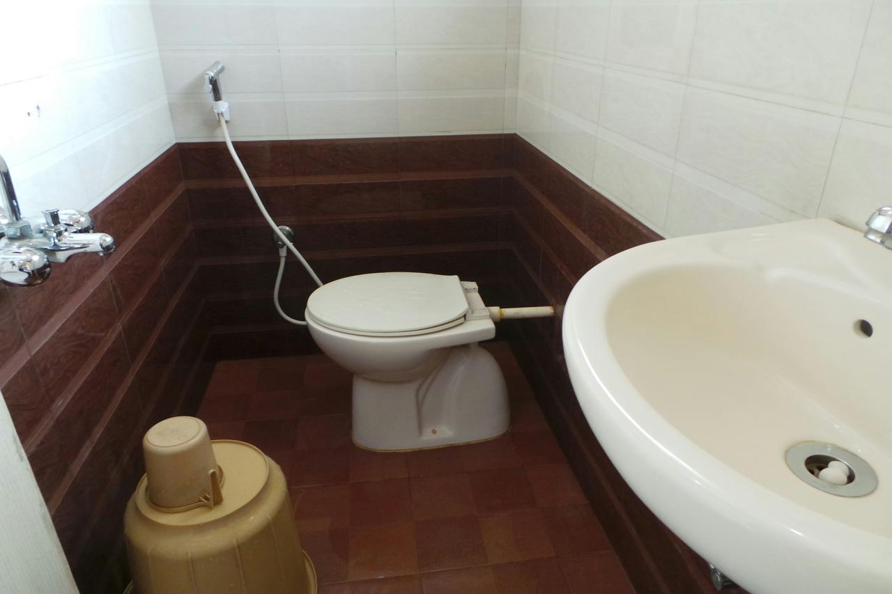 Manjusri Paradise Otel Bangalore Dış mekan fotoğraf