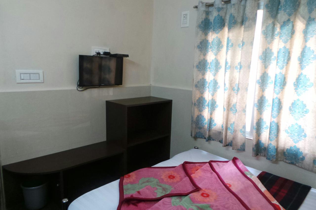Manjusri Paradise Otel Bangalore Dış mekan fotoğraf